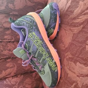 Ladies size 11 NB Sneaker multi color